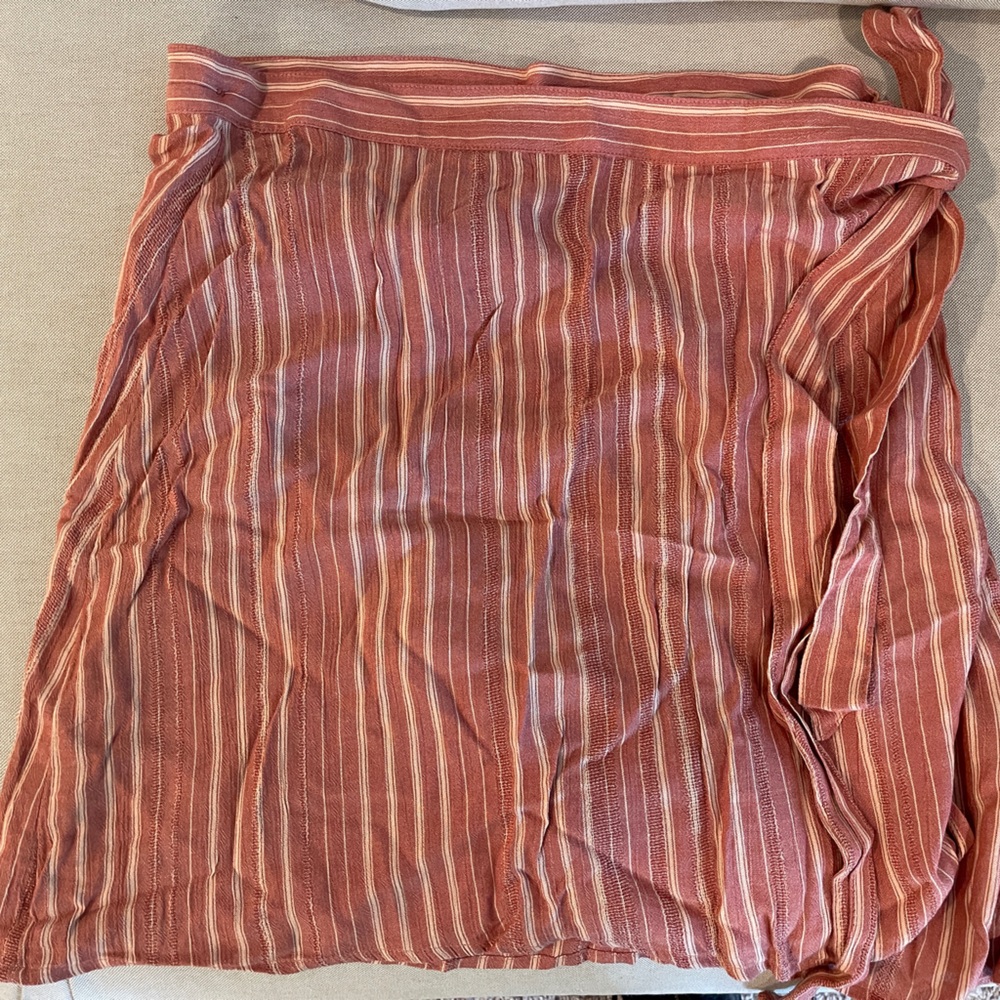American Eagle wrap skirt